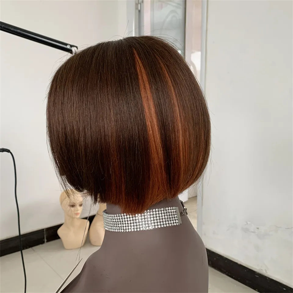 MaBelle Perruque Coupe Courte Lisse Lace Frontale Couleur Châtain Reflet Orangé 8 Pouces Fabriquée avec les cheveux très bonne qualité Double Drawn